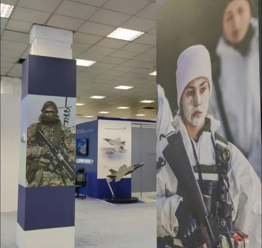 ΔΕΘ: Προσομοιωτές Rafale και ομοιώματα Belharra  στο περίπτερο των Ενόπλων Δυνάμεων