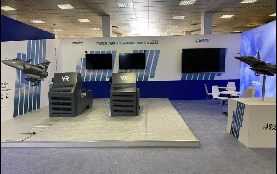 ΔΕΘ: Προσομοιωτές Rafale και ομοιώματα Belharra  στο περίπτερο των Ενόπλων Δυνάμεων