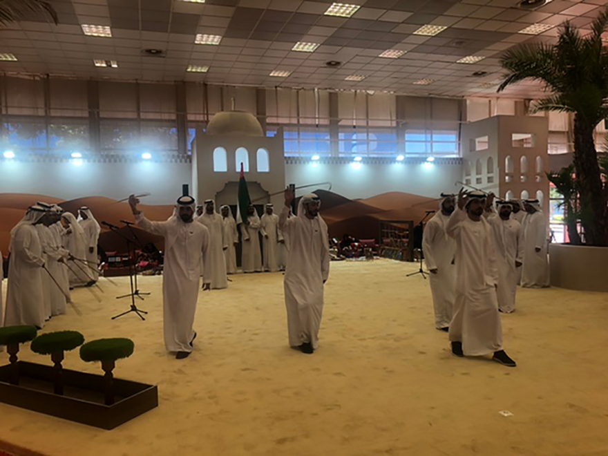 Γεράκια και Βεδουίνοι στο περίπτερο των Ηνωμένων Αραβικών Εμιράτων στη ΔΕΘ - Δείτε φωτογραφίες