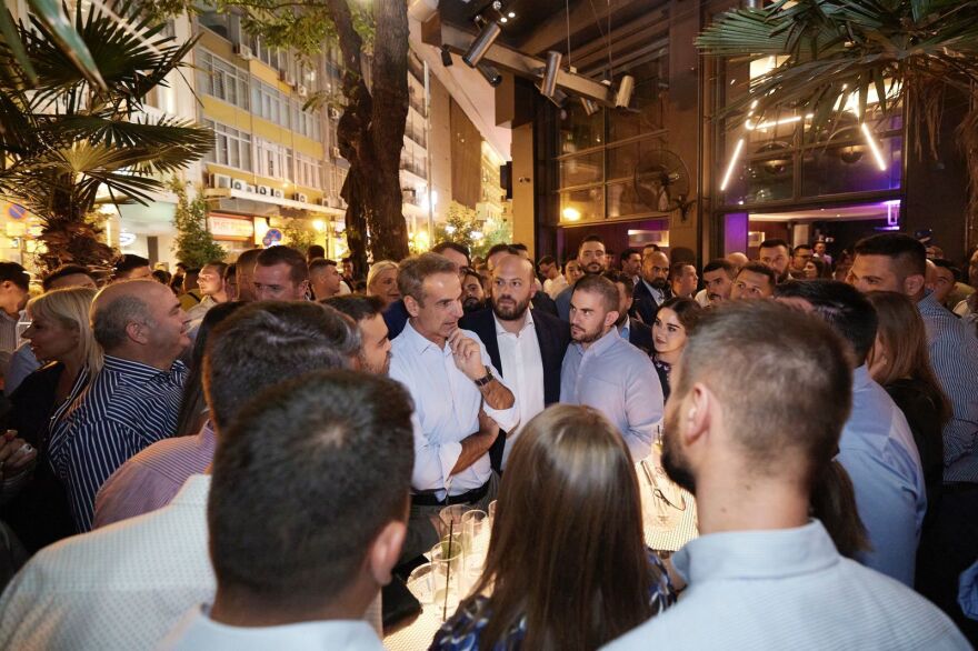 O Κυριάκος Μητσοτάκης συναντήθηκε με νέους στο περιθώριο των εργασιών της ΔΕΘ