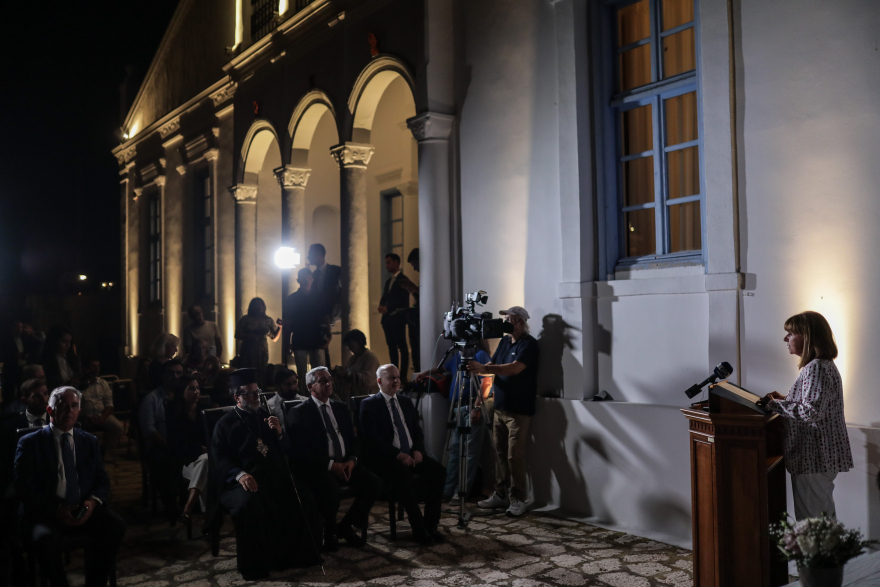 Η Κατερίνα Σακελλαροπούλου ανακηρύχθηκε επίτιμη δημότης Χάλκης