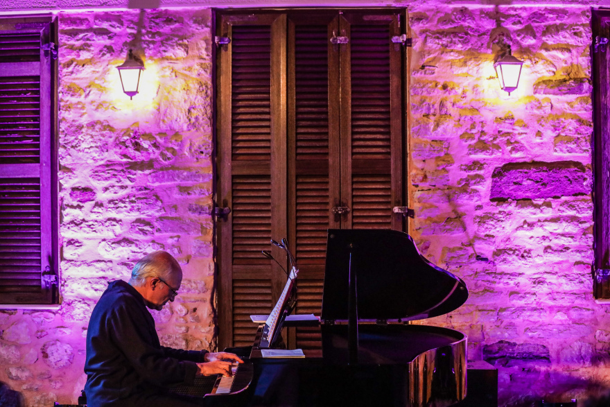 Η Κατερίνα Σακελλαροπούλου ανακηρύχθηκε επίτιμη δημότης Χάλκης