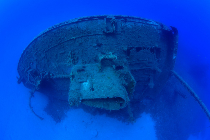 Εντυπωσιακές φωτογραφίες από «υποθαλάσσιο μουσείο» έξι ναυαγίων στην Κάρπαθο