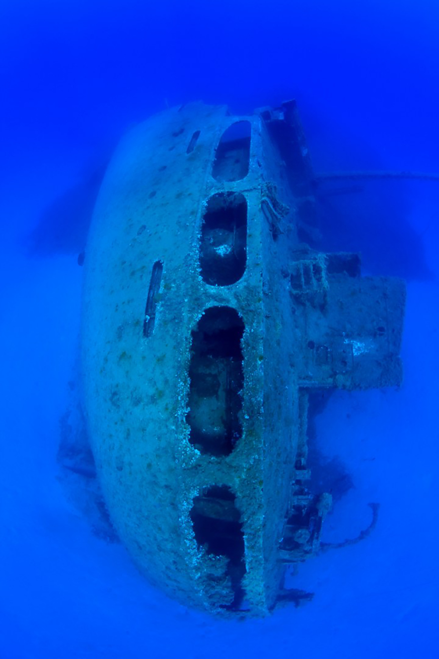 Εντυπωσιακές φωτογραφίες από «υποθαλάσσιο μουσείο» έξι ναυαγίων στην Κάρπαθο