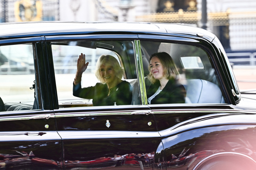 God save the King: Οι προκλήσεις που έχει μπροστά του ο Κάρολος