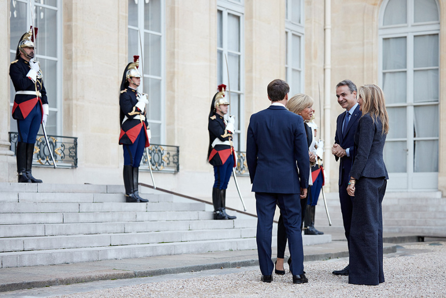 Φωτογραφίες από την επίσκεψη Μητσοτάκη στο Ελιζέ