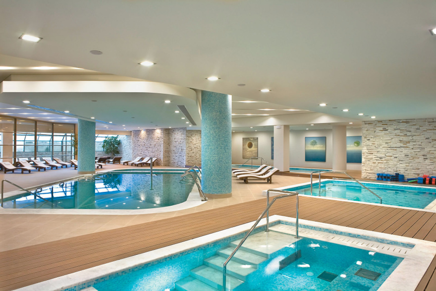 «Mega Deal» στον τουρισμό - 72 ξενοδοχεία «κερδίζουν» μια δεύτερη ευκαιρία