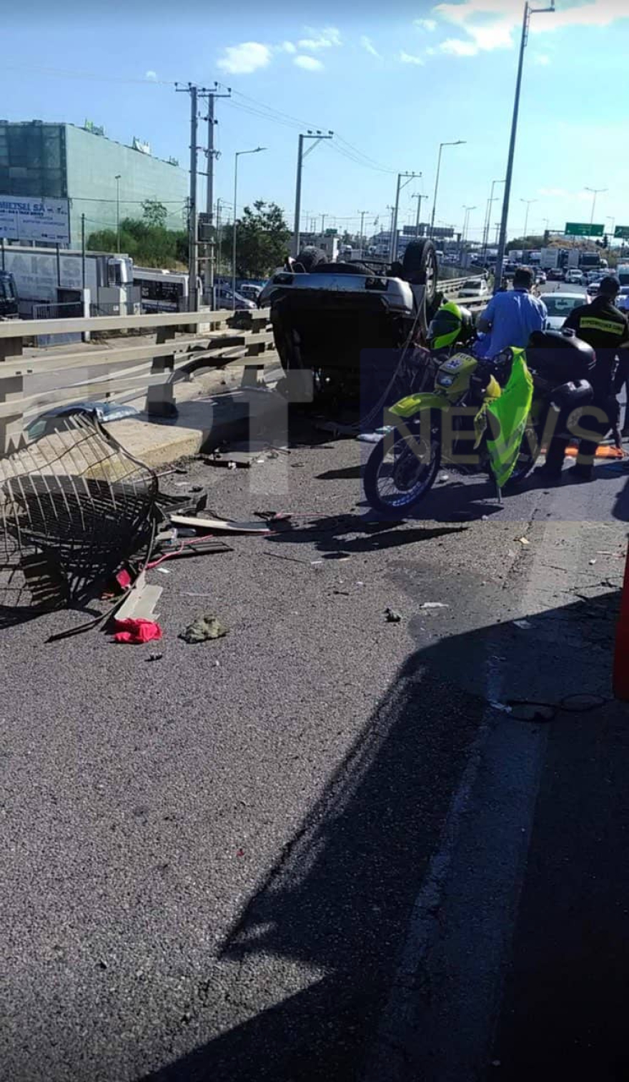 Τροχαίο με τραυματίες γυναίκα και ένα παιδί στον Κηφισό - Μποτιλιάρισμα και στα δύο ρεύματα