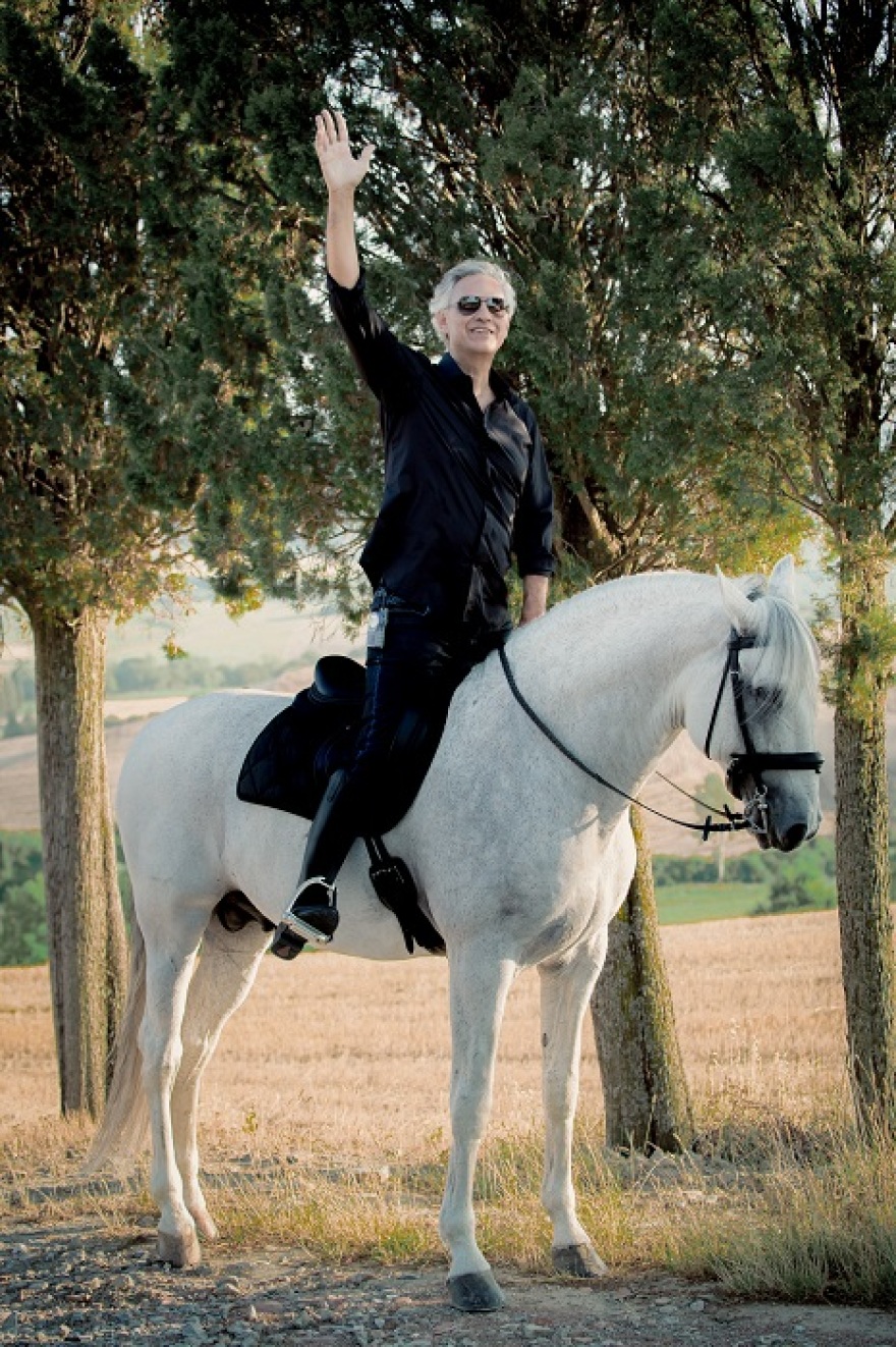 Αντρέα Μποτσέλι: Κλείνει ραντεβού με το ελληνικό κοινό για την μεγαλύτερη συναυλία του στην Αθήνα