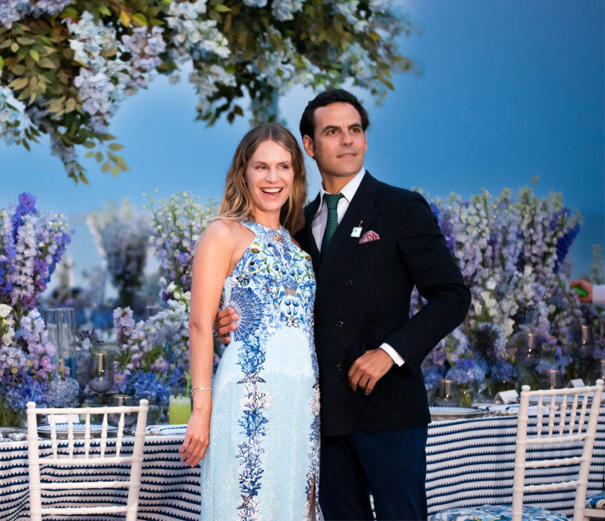 Μαίρη Κατράντζου - Μάριος Πολίτης: Το επίσημο άλμπουμ της βάφτισης στις Σπέτσες