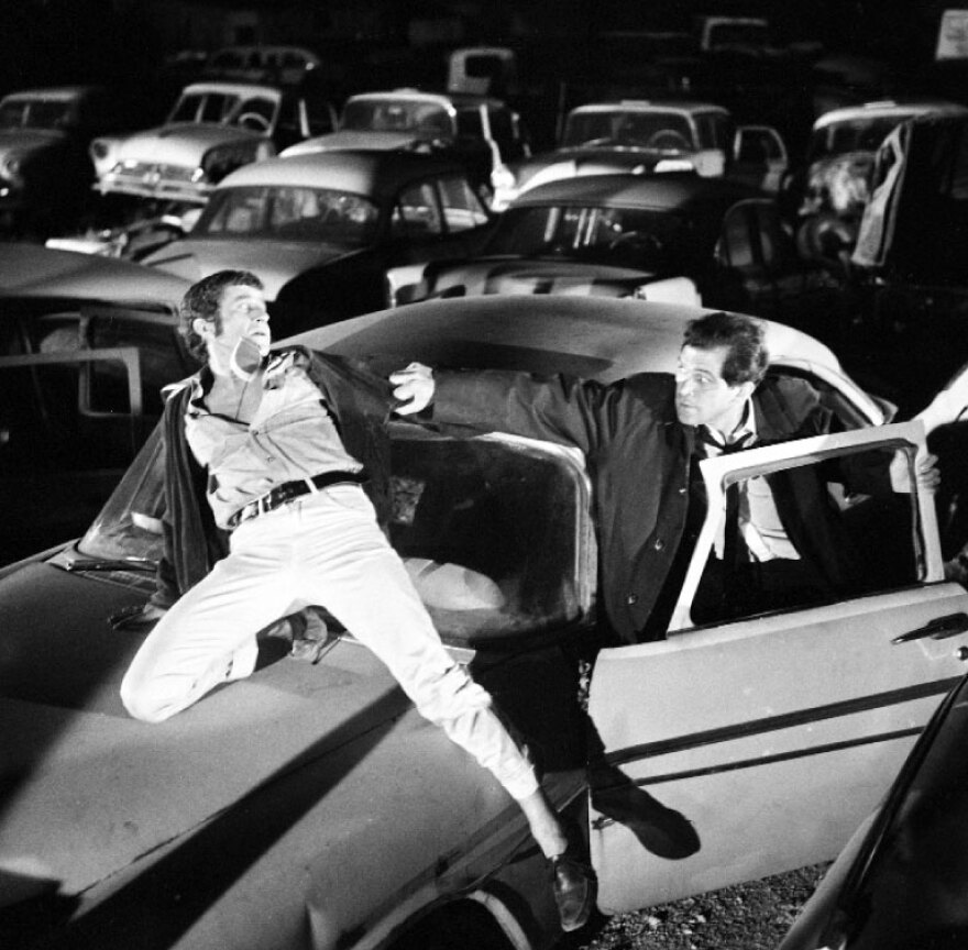 Πέθανε ο Κώστας Καζάκος σε ηλικία 87 ετών