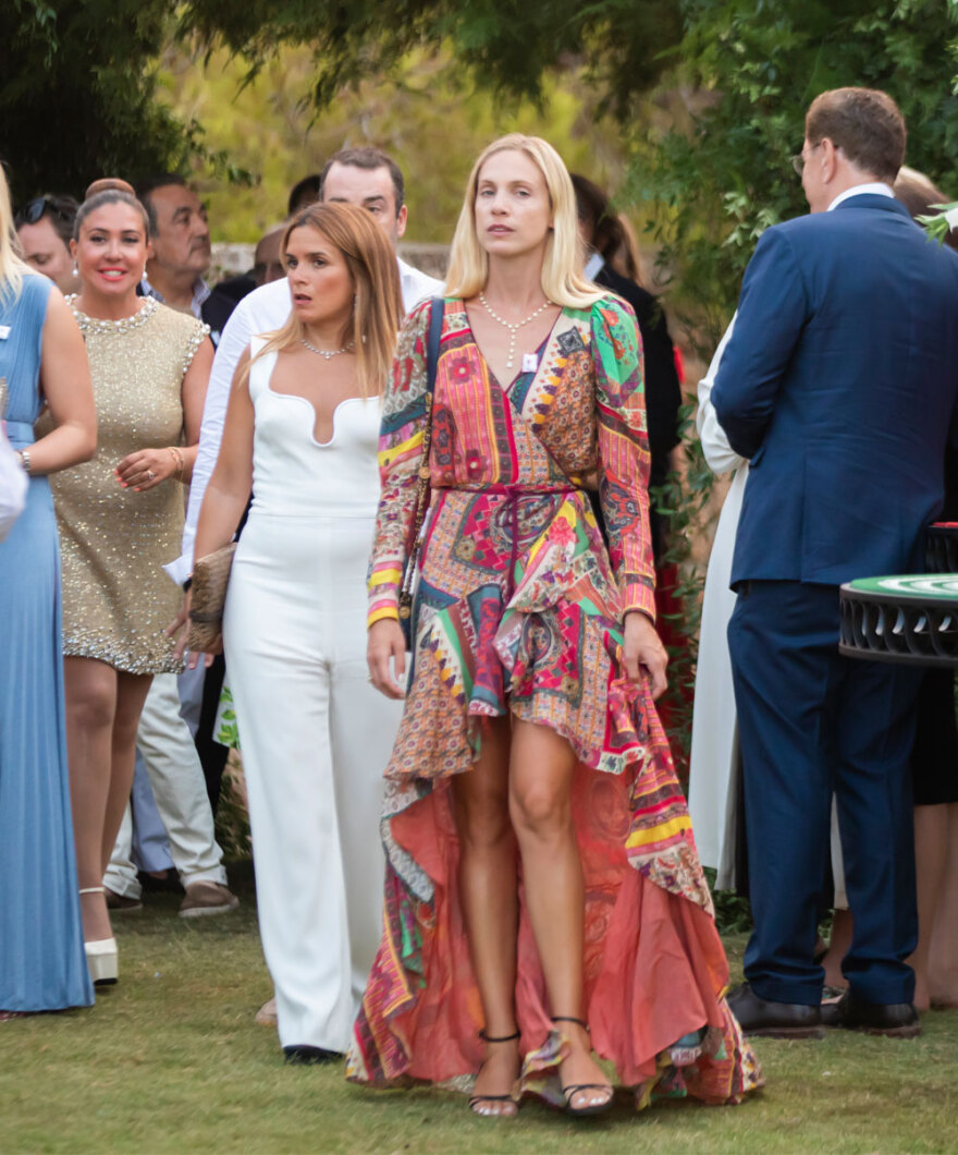 Μαίρη Κατράντζου - Μάριος Πολίτης: Το επίσημο άλμπουμ της βάφτισης στις Σπέτσες