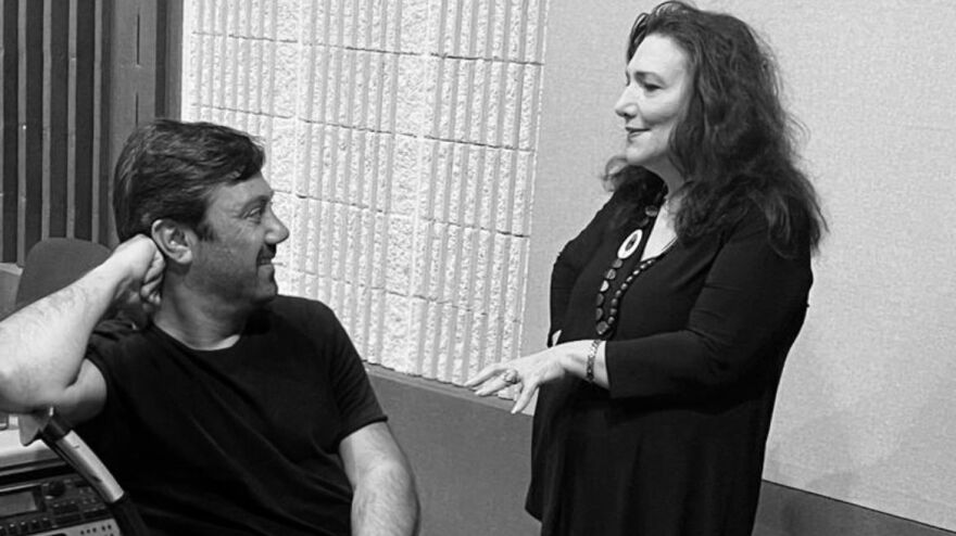 Μαύρο Ρόδο: Ο Γιώργος Θεοφάνους και η Ελένη Βιτάλη στο στούντιο για το τραγούδι της σειράς