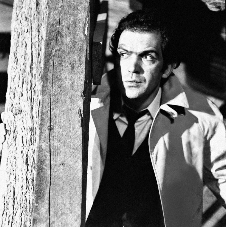 Πέθανε ο Κώστας Καζάκος σε ηλικία 87 ετών