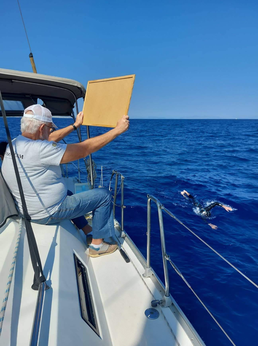 Σπύρος Χρυσικόπουλος: Κολύμπησε από τη Ρόδο στο Καστελόριζο σε 64 ώρες χωρίς διακοπή