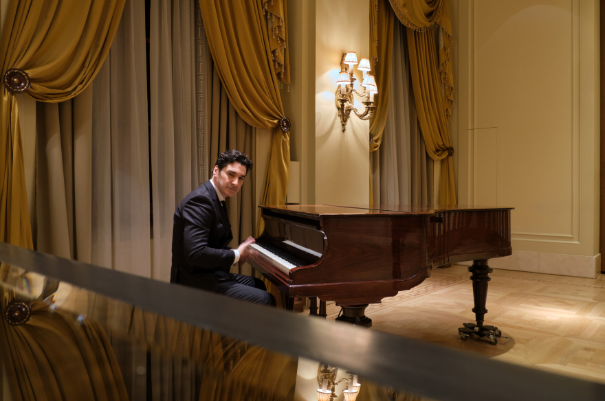 Maestro: Η νέα σειρά κάνει πρεμιέρα τον Οκτώβριο - Δείτε φωτογραφίες από τα γυρίσματα