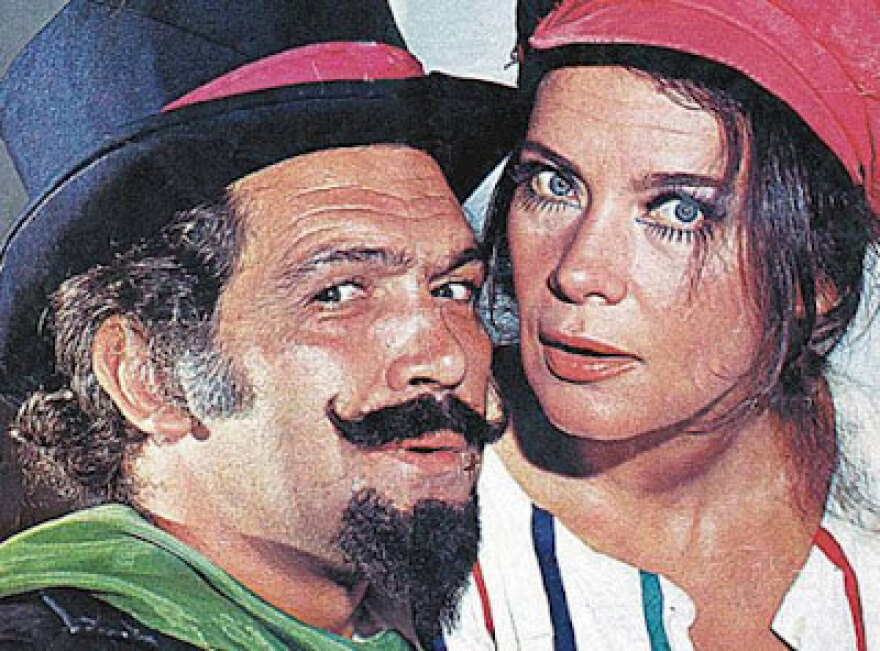 Κώστας Καζάκος: Η «πόρτα» στο Πανεπιστήμιο, η συνάντηση με Κουν και ο έρωτας με την Καρέζη