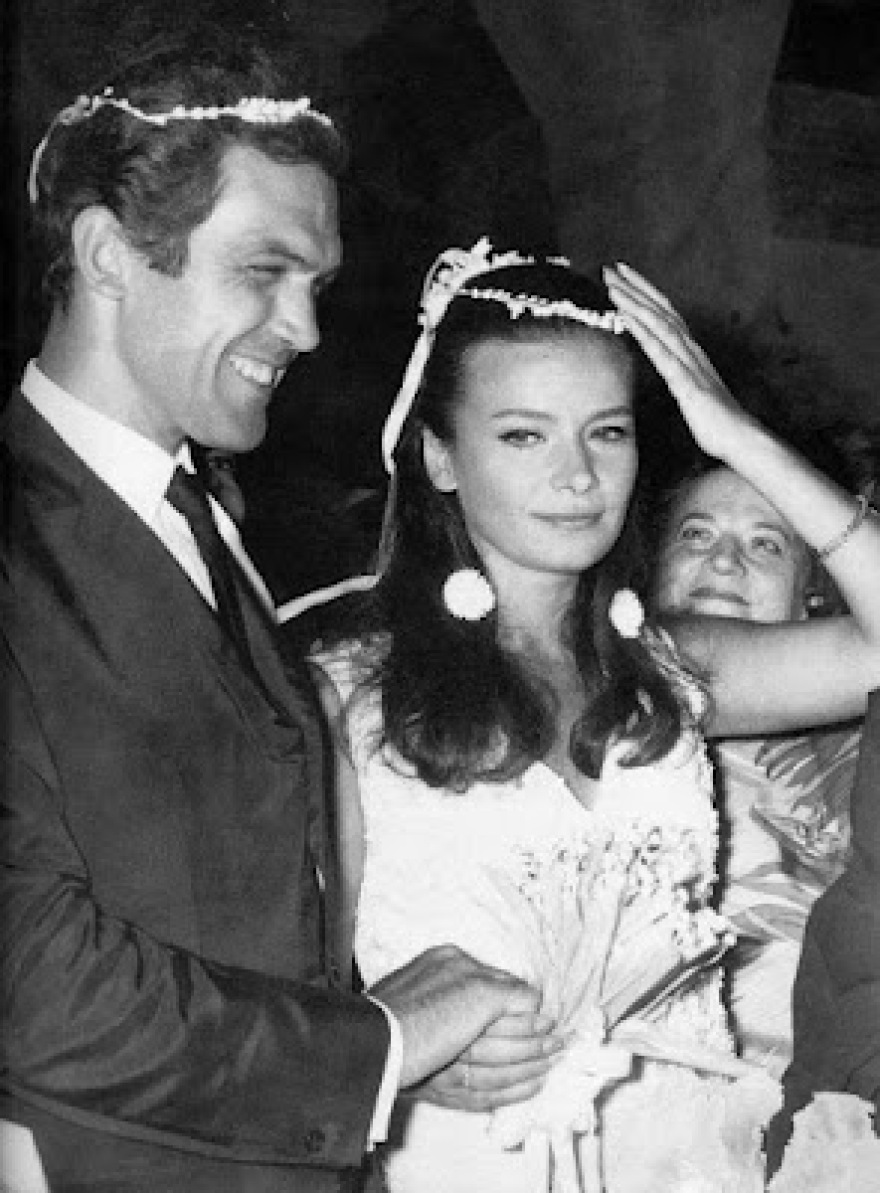 Κώστας Καζάκος: Η «πόρτα» στο Πανεπιστήμιο, η συνάντηση με Κουν και ο έρωτας με την Καρέζη