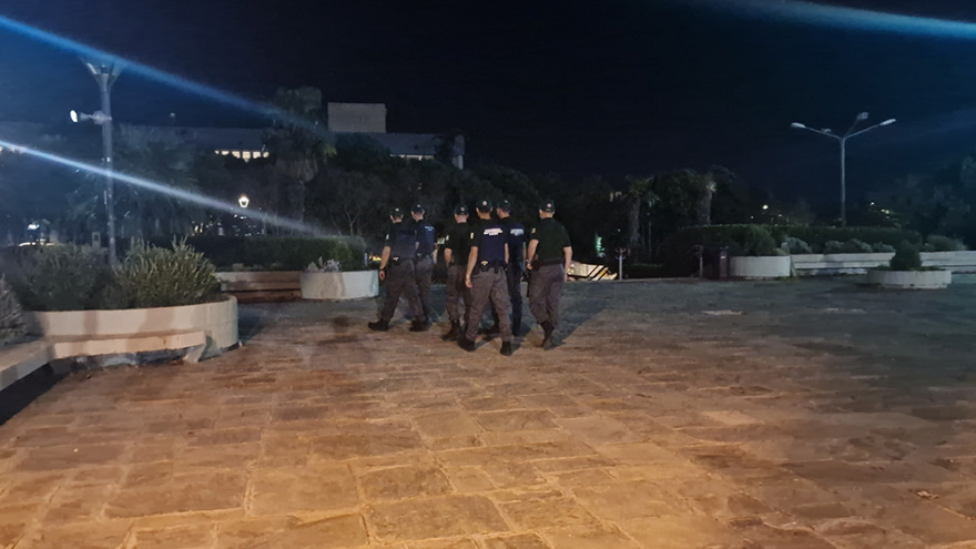 Πανεπιστημιακή Αστυνομία: Ξεκίνησε τις περιπολίες στο ΑΠΘ – Διαμαρτυρία από φοιτητές