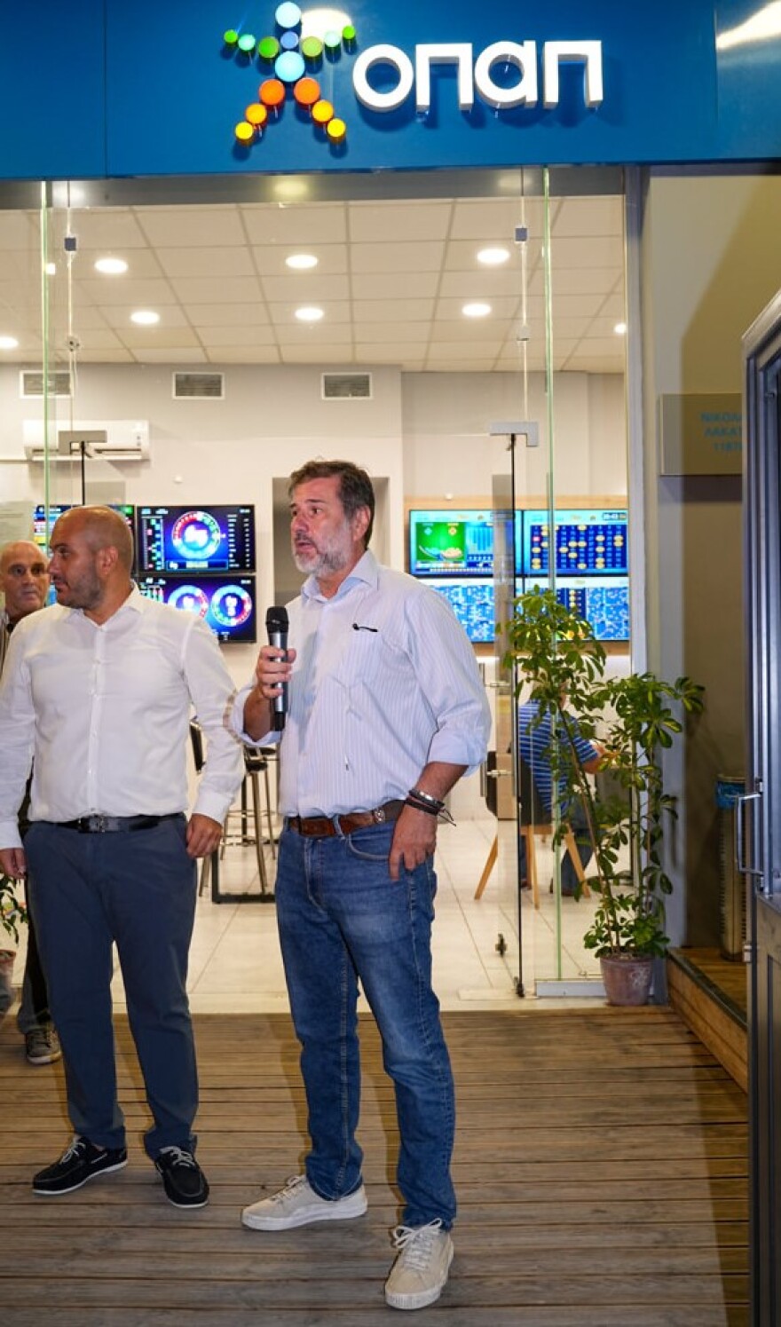 Football night με διασκέδαση και εκπλήξεις στα καταστήματα ΟΠΑΠ