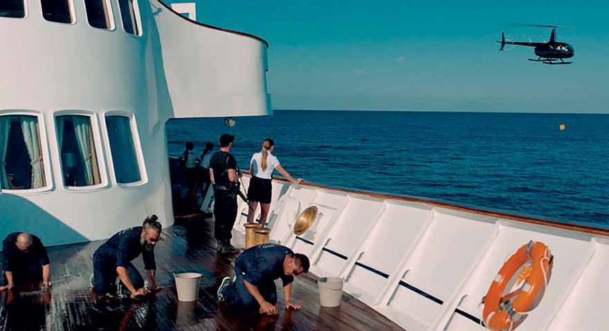 Ο Ρούμπεν Έστλουντ στο Gala: Ποιος είναι ο σκηνοθέτης που έκανε διάσημη τη Χιλιαδού