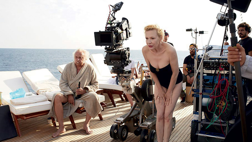 Ο Ρούμπεν Έστλουντ στο Gala: Ποιος είναι ο σκηνοθέτης που έκανε διάσημη τη Χιλιαδού