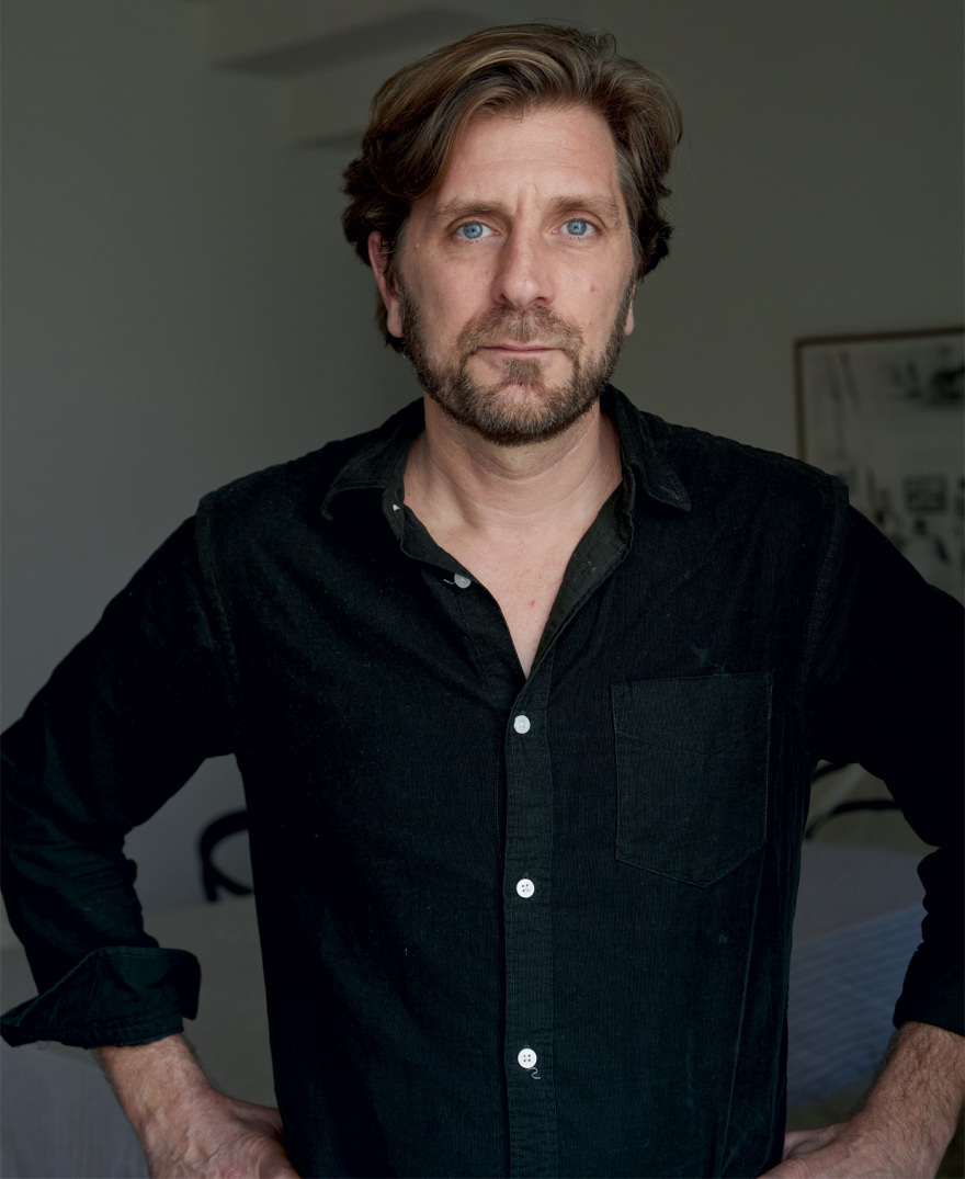 Ο Ρούμπεν Έστλουντ στο Gala: Ποιος είναι ο σκηνοθέτης που έκανε διάσημη τη Χιλιαδού