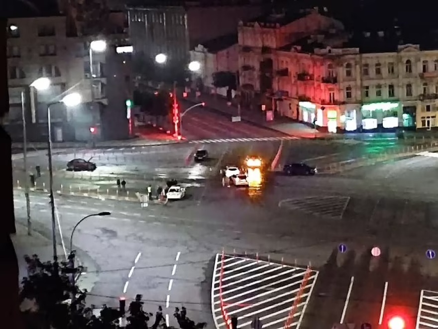 Ζελένσκι: Σοβαρά τραυματίας ο οδηγός που ενεπλάκη σε τροχαίο με τον πρόεδρο της Ουκρανίας – Δείτε βίντεο