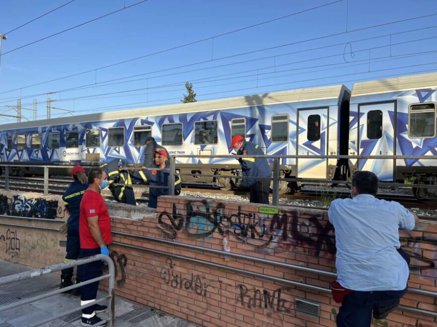 Λάρισα: Δυστύχημα στις γραμμές του τρένου – Αμαξοστοιχία παρέσυρε και σκότωσε 21χρονο
