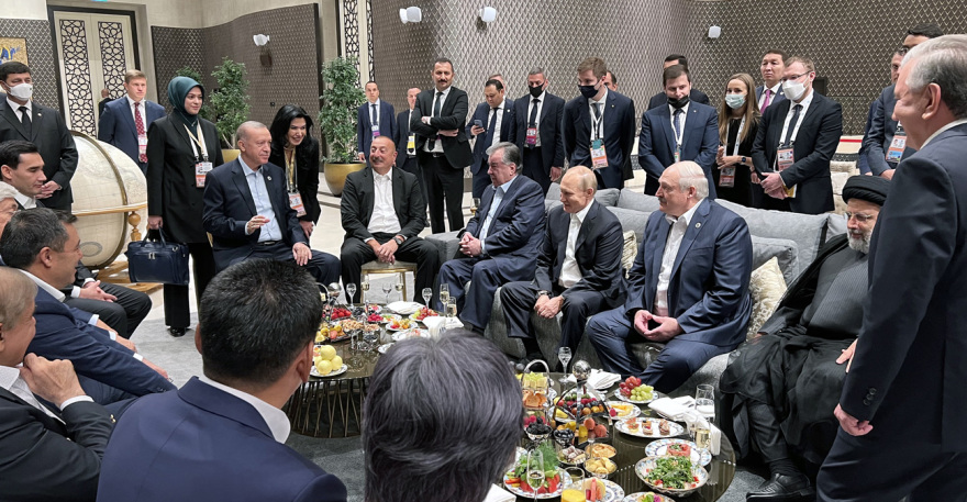 Σύνοδος κορυφής στο Ουζμπεκιστάν: Τα κρίσιμα τετ-α-τετ και η επιθυμία Ερντογάν που έπεσε στο κενό