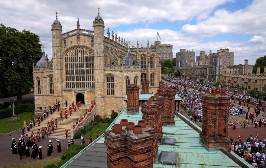 Βασίλισσα Ελισάβετ: Δίπλα της θα ταφεί και ο Φίλιππος - Το πρωτόκολλο που θέλει το ζευγάρι για πάντα μαζί