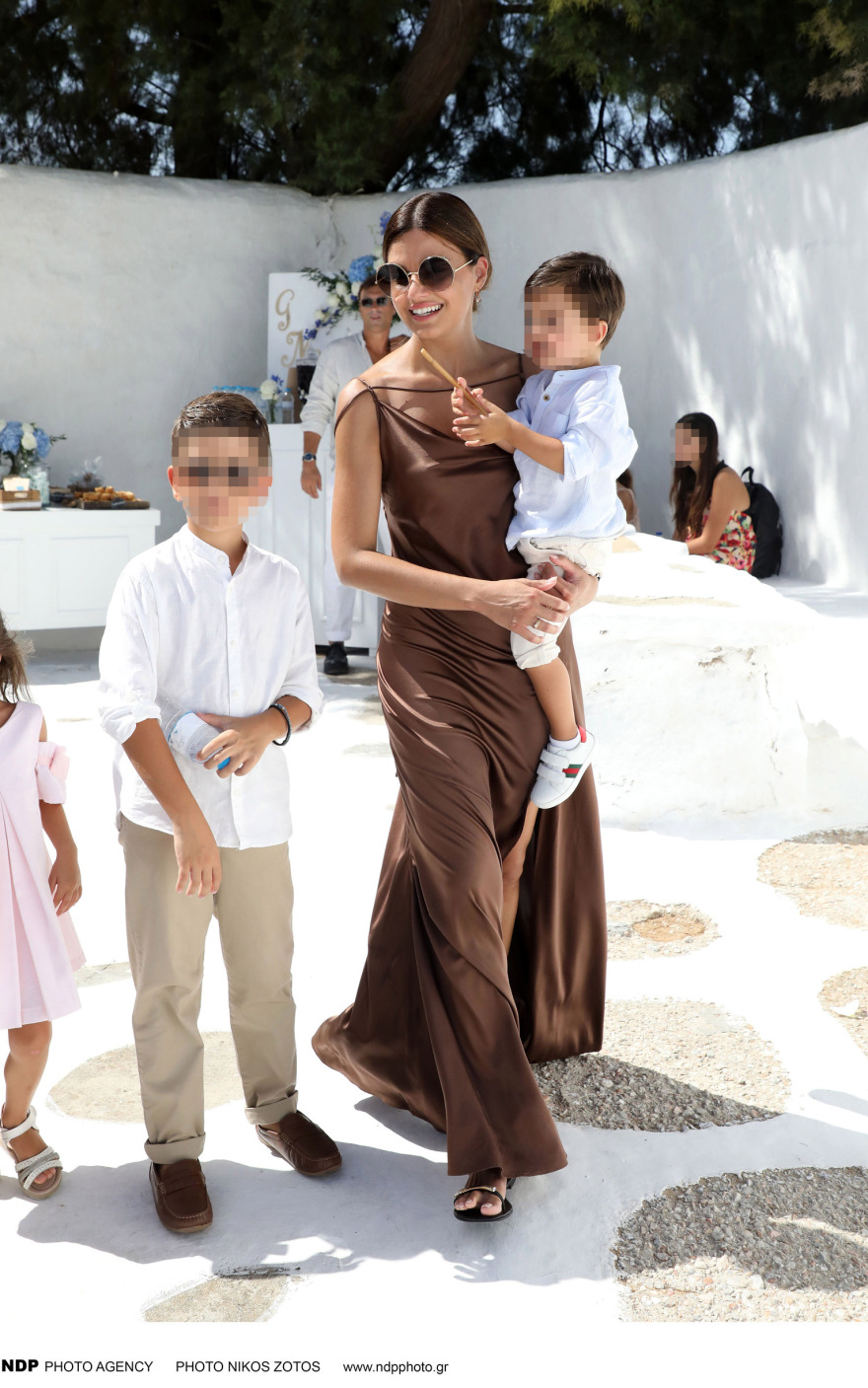  Τζώρτζης Μονογυιός: Φωτογραφίες από τη βάπτιση του γιου του 