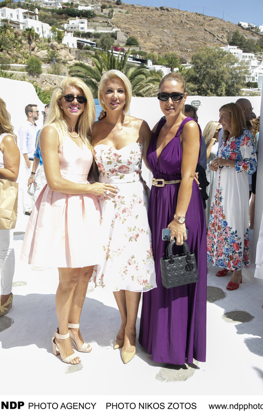  Τζώρτζης Μονογυιός: Φωτογραφίες από τη βάπτιση του γιου του 