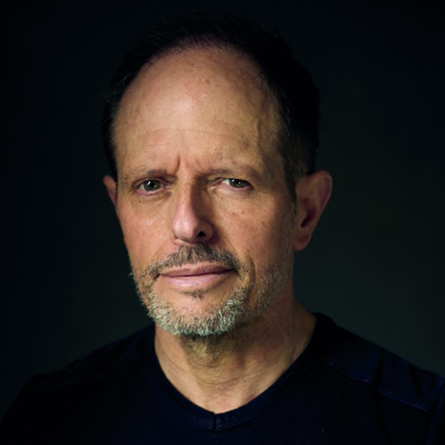 Προδημοσίευση: «Παγωμένος» από τον Μπερνάρ Μινιέ