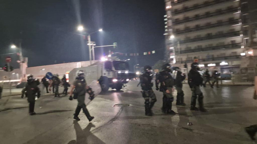 Θεσσαλονίκη: Χάος ως τις 2 τα ξημερώματα οι δρόμοι γύρω από το ΑΠΘ