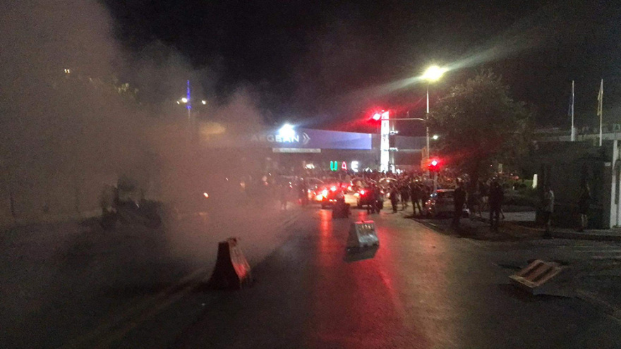 Θεσσαλονίκη: Χάος ως τις 2 τα ξημερώματα οι δρόμοι γύρω από το ΑΠΘ