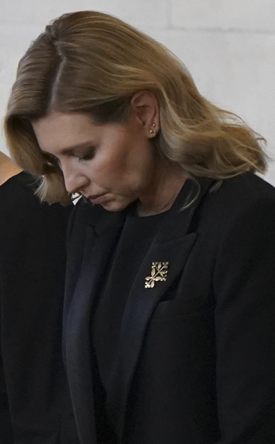 Στη Βρετανία για την κηδεία της Ελισάβετ η Πρώτη Κυρία της Ουκρανίας, Ολένα Ζελένσκα