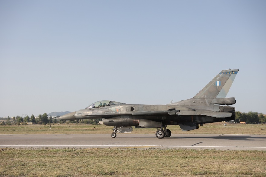 Athens Flying Week: Μαγνήτισε τα βλέμματα το Rafale με τους ελιγμούς του - Βίντεο