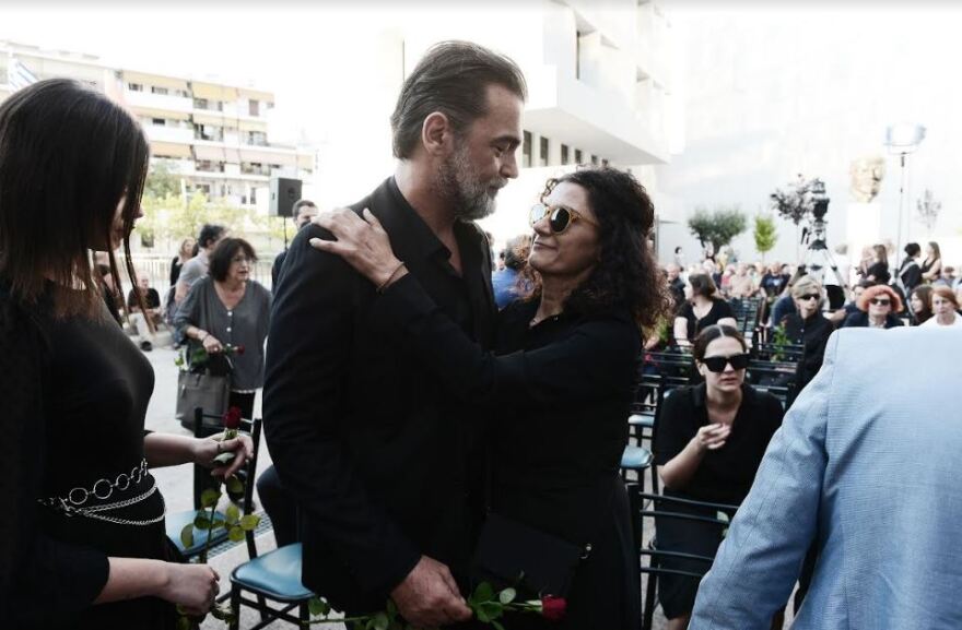 Κώστας Καζάκος: Σε κλίμα οδύνης το τελευταίο «αντίο» στον μεγάλο ηθοποιό - Δείτε φωτογραφίες