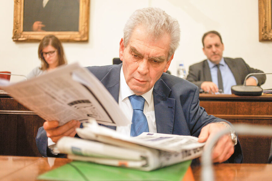 Novartis: 14 γυναίκες και 5 άνδρες δικάζουν Παπαγγελόπουλο - Τουλουπάκη  