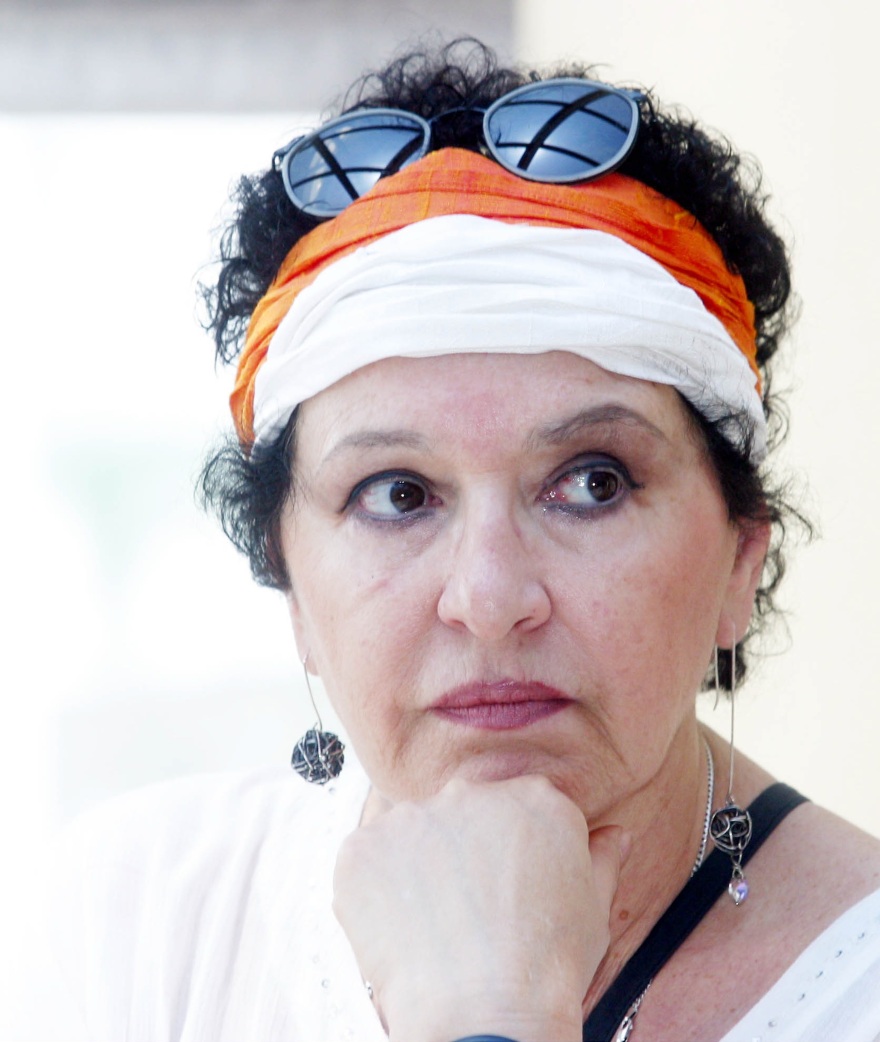 Μάρθα Καραγιάννη: Ο έρωτας μωρό μου είναι γλέντι