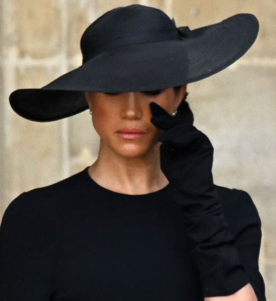 Κηδεία Βασίλισσας Ελισάβετ: Τα δάκρυα της Μέγκαν Μαρκλ