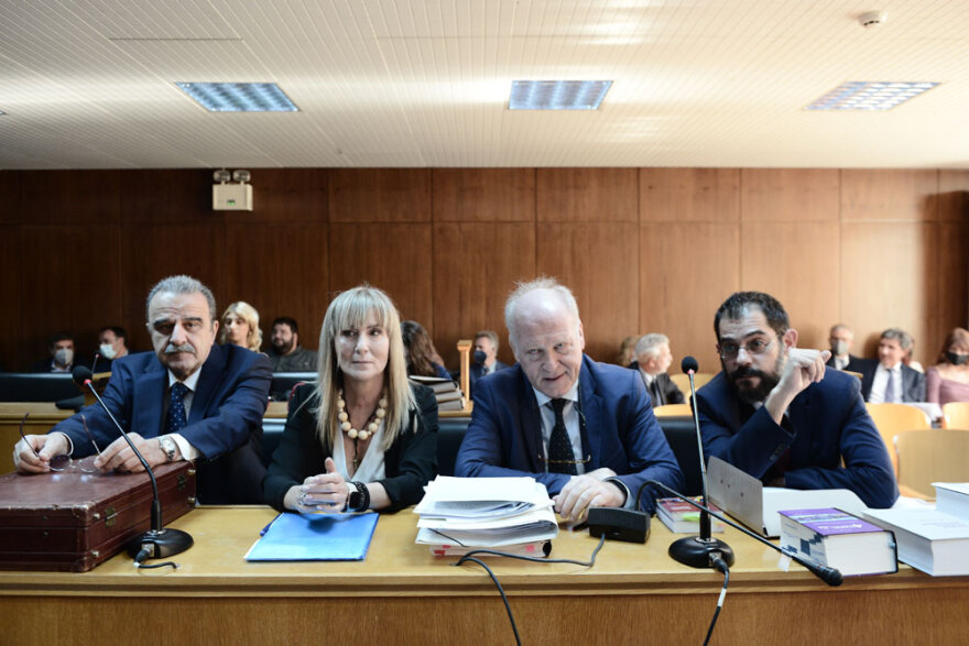 Ειδικό Δικαστήριο: Διεκόπη η δίκη Παπαγγελόπουλου και Τουλουπάκη -Ενστάσεις από τους κατηγορούμενους 