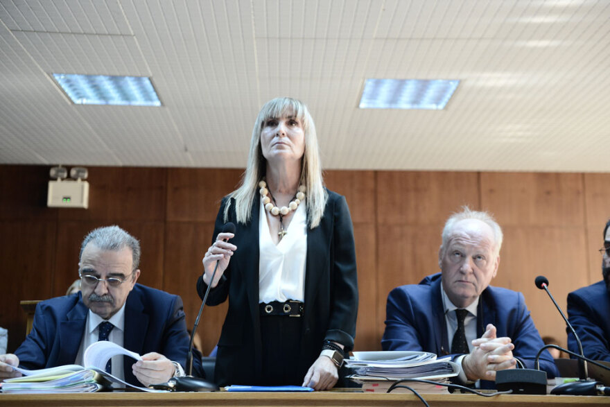 Ειδικό Δικαστήριο: Διεκόπη η δίκη Παπαγγελόπουλου και Τουλουπάκη -Ενστάσεις από τους κατηγορούμενους 