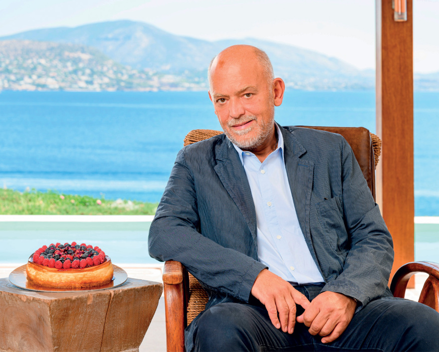 Στέλιος Παρλιάρος: Η Μελίνα αγαπούσε τις τάρτες του, η Αλίκη έσπαγε για χάρη του τη δίαιτά της 