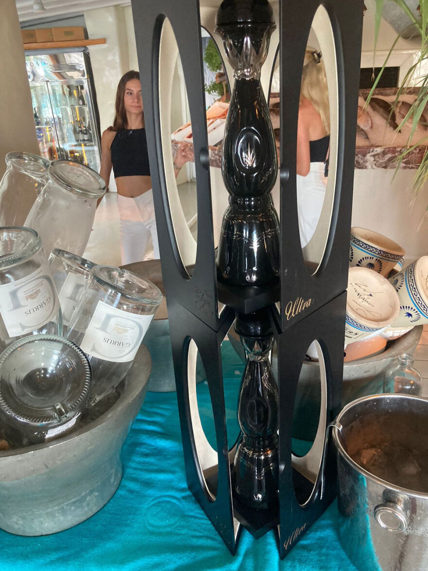 Μύκονος: Το τρελό reunion του Ινδού Κροίσου στο Nammos, τα τελευταία πάρτι και όσοι έκλεισαν νωρίς