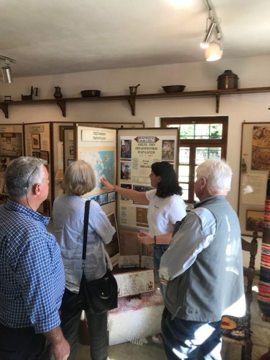 Σε μουσεία του Πηλίου ο πατέρας του Μπόρις Τζόνσον - Δείτε φωτογραφίες