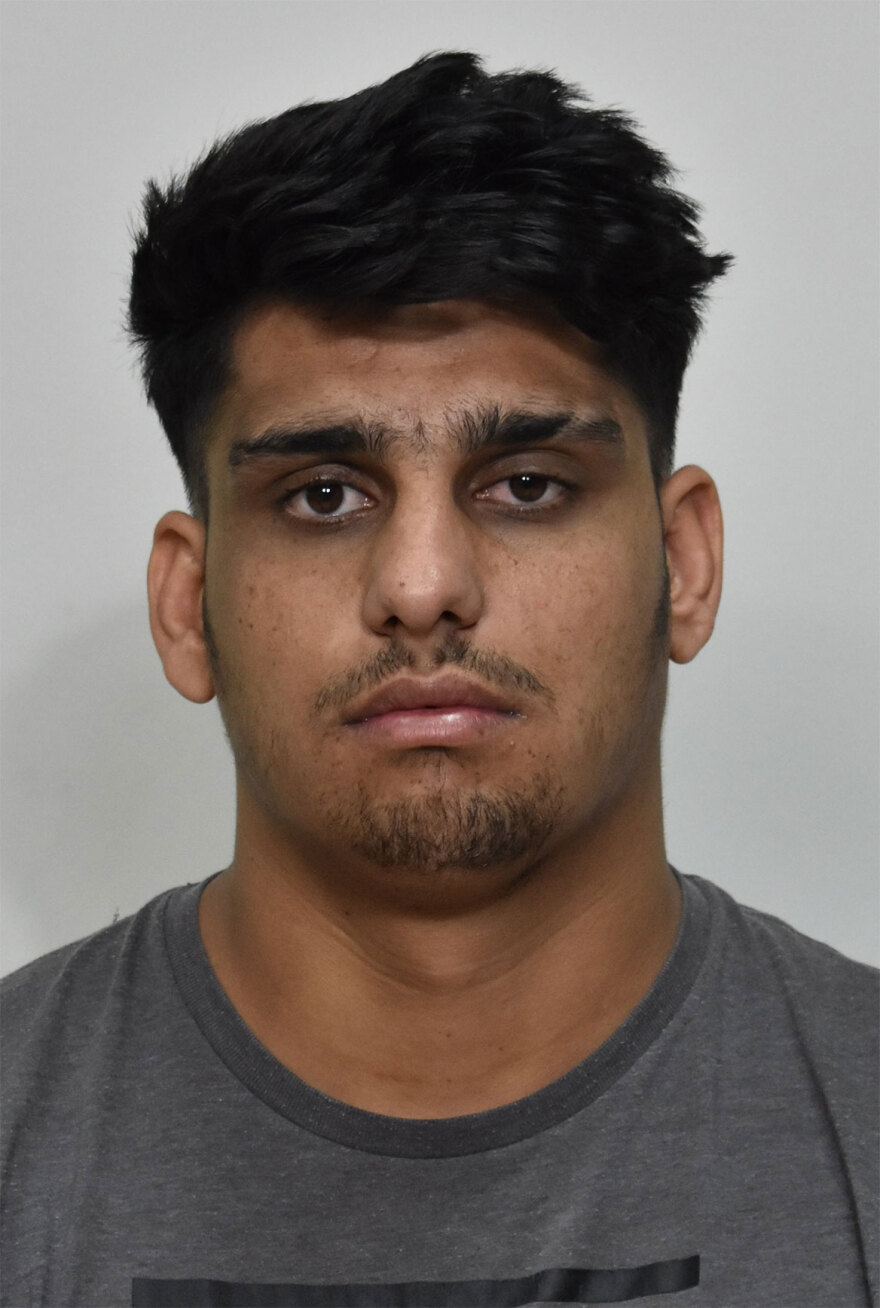 ΕΛ.ΑΣ.: Αυτά είναι τα μέλη της συμμορίας που μοίραζαν δωρεάν φρούτα σε ηλικιωμένους... και τους έκλεβαν!