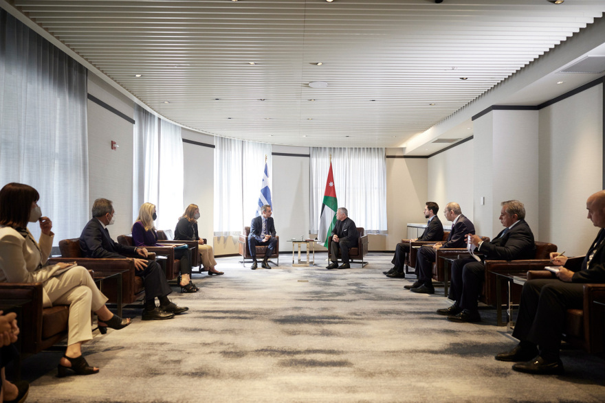 Τετ α τετ Μητσοτάκη με τον βασιλιά της Ιορδανίας Abdullah II - Δείτε φωτογραφίες