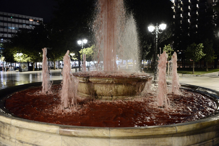 Ζακ Κωστόπουλος: Βανδαλισμοί στο κέντρο της Αθήνας κατά τη διάρκεια της πορείας για τα τέσσερα χρόνια από τη δολοφονία του